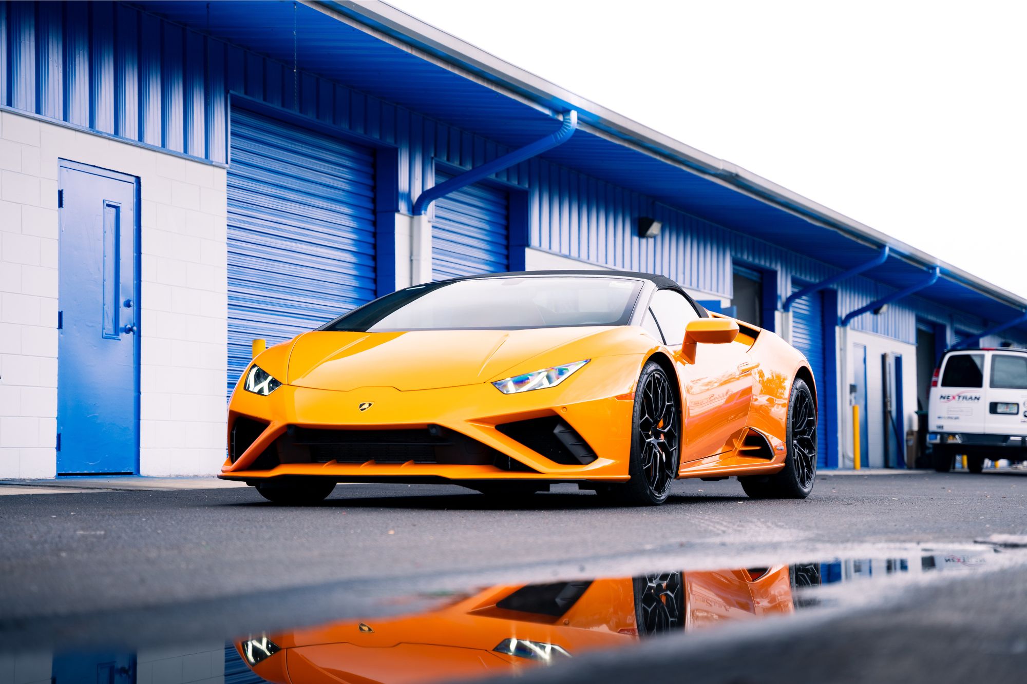 Lambo 1